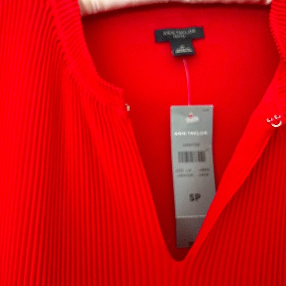 Ann Taylor Red Pleated Flutter Sleeve Blouse - Picture 9 of 11